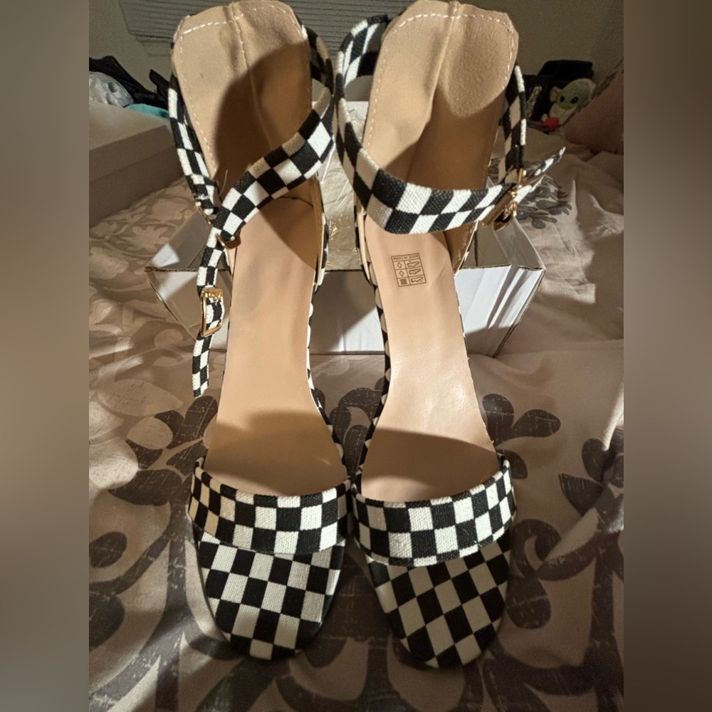 Checkered high heels